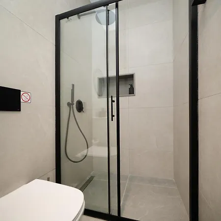 Luxury Studio In The Heart Of Limassol Exterior photo