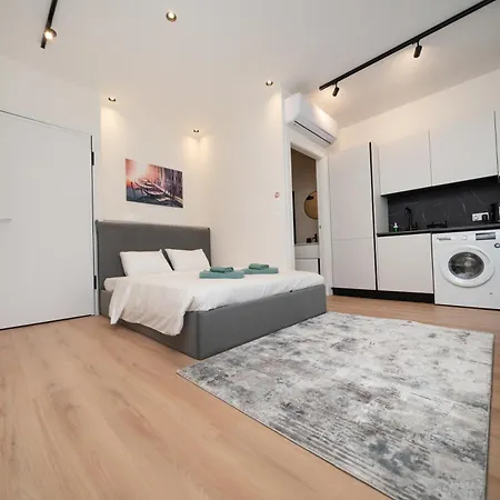 Luxury Studio In The Heart Of Limassol Exterior photo